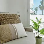 3 Townhouse With Private Garden In Marbella