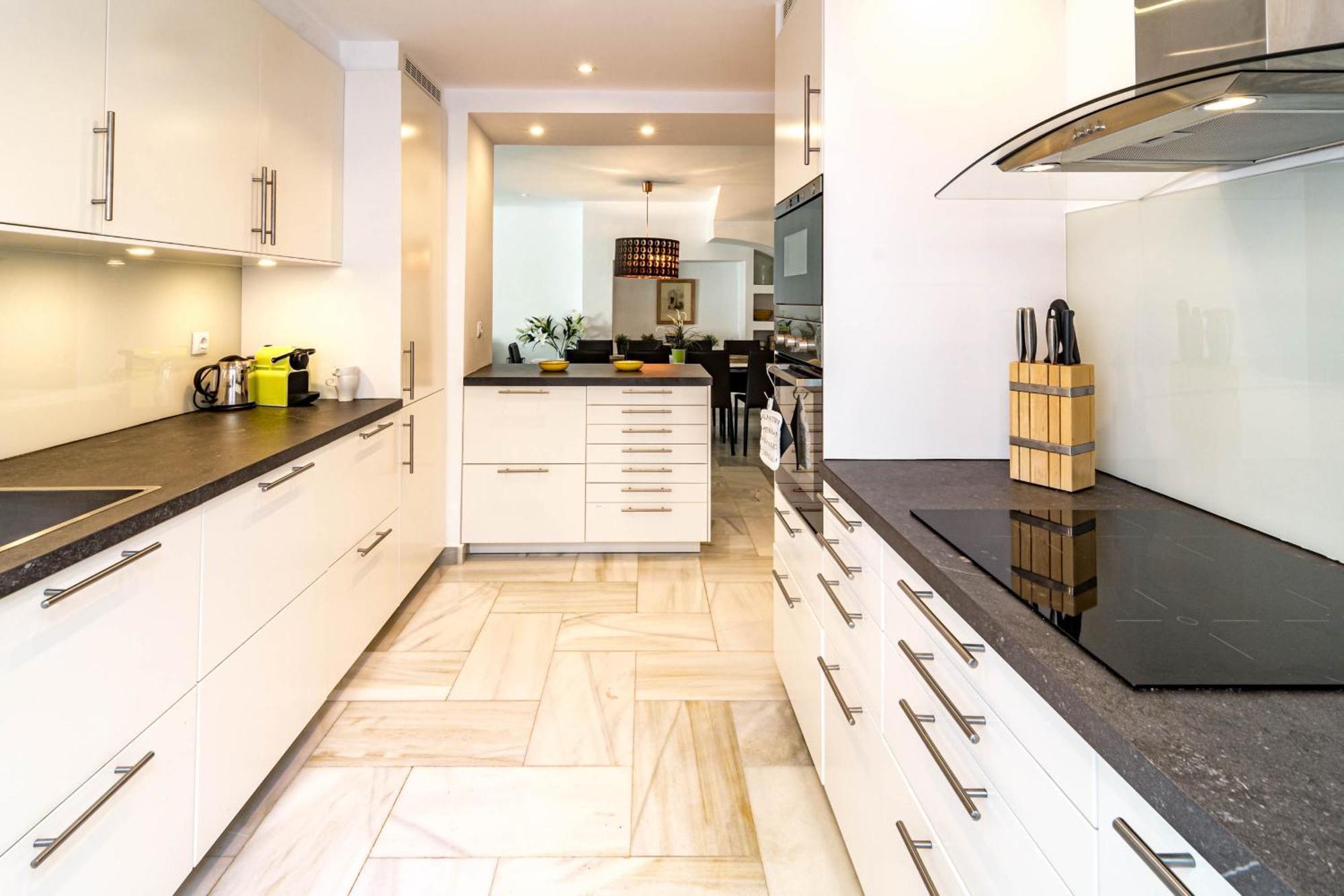 3 Townhouse With Private Garden In Marbella