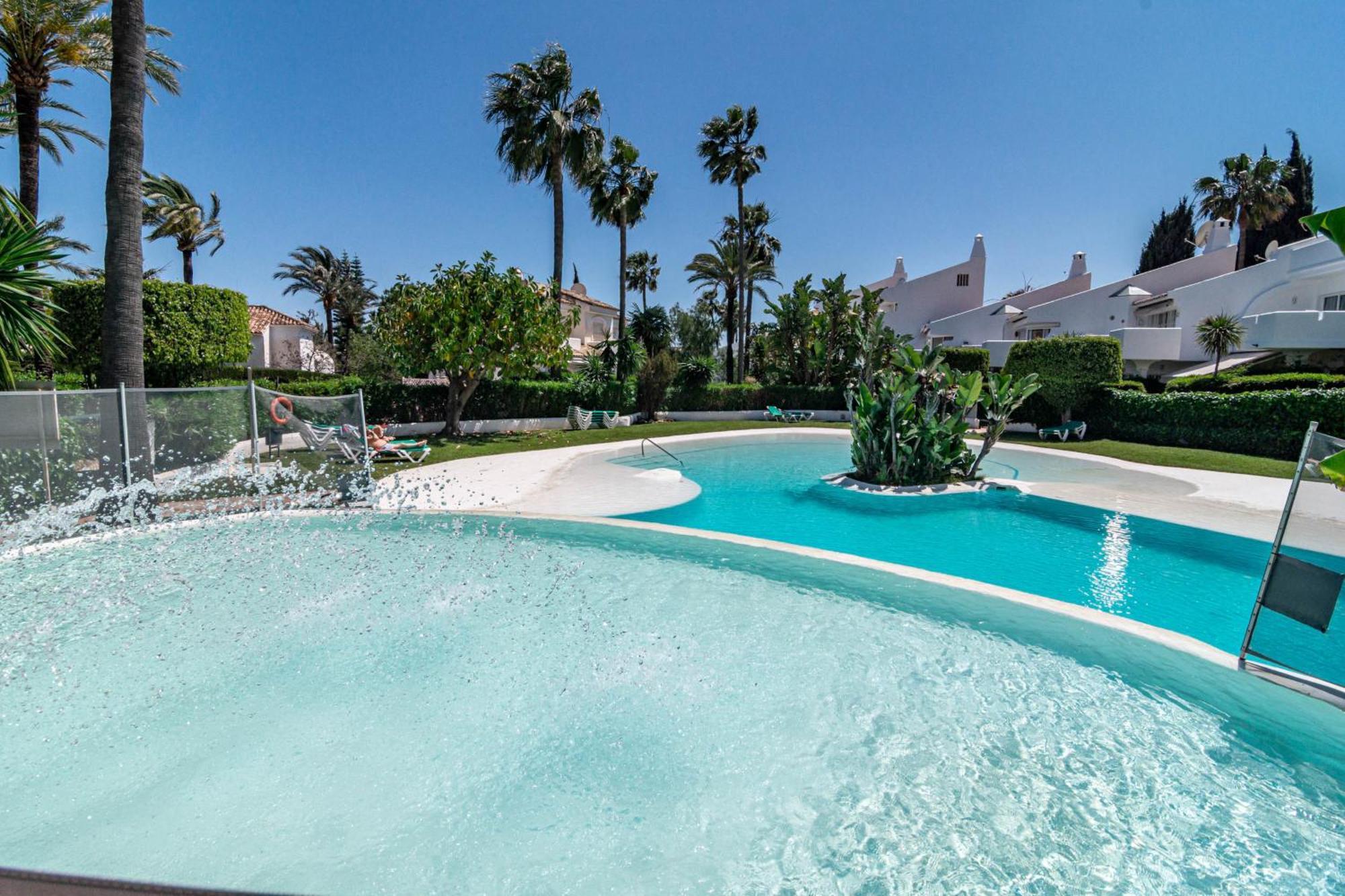Holiday home 3 Townhouse With Private Garden In Marbella